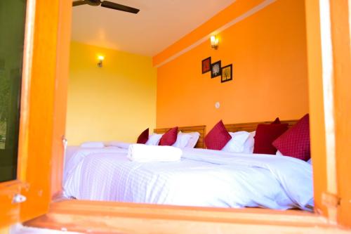 Hotel JMT Eco Binsar in Dhaulchhina Almora Uttarakhand